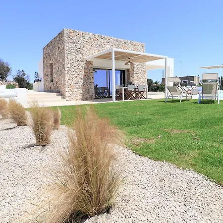 Holiday home Luxury Ginevra By Lovesud Patu