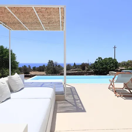 Holiday home Luxury Ginevra By Lovesud Patu
